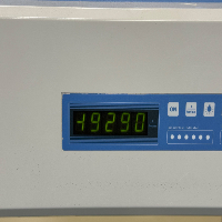 Thermo 1300 Series A2 4' Biosafety Cabinet image 2
